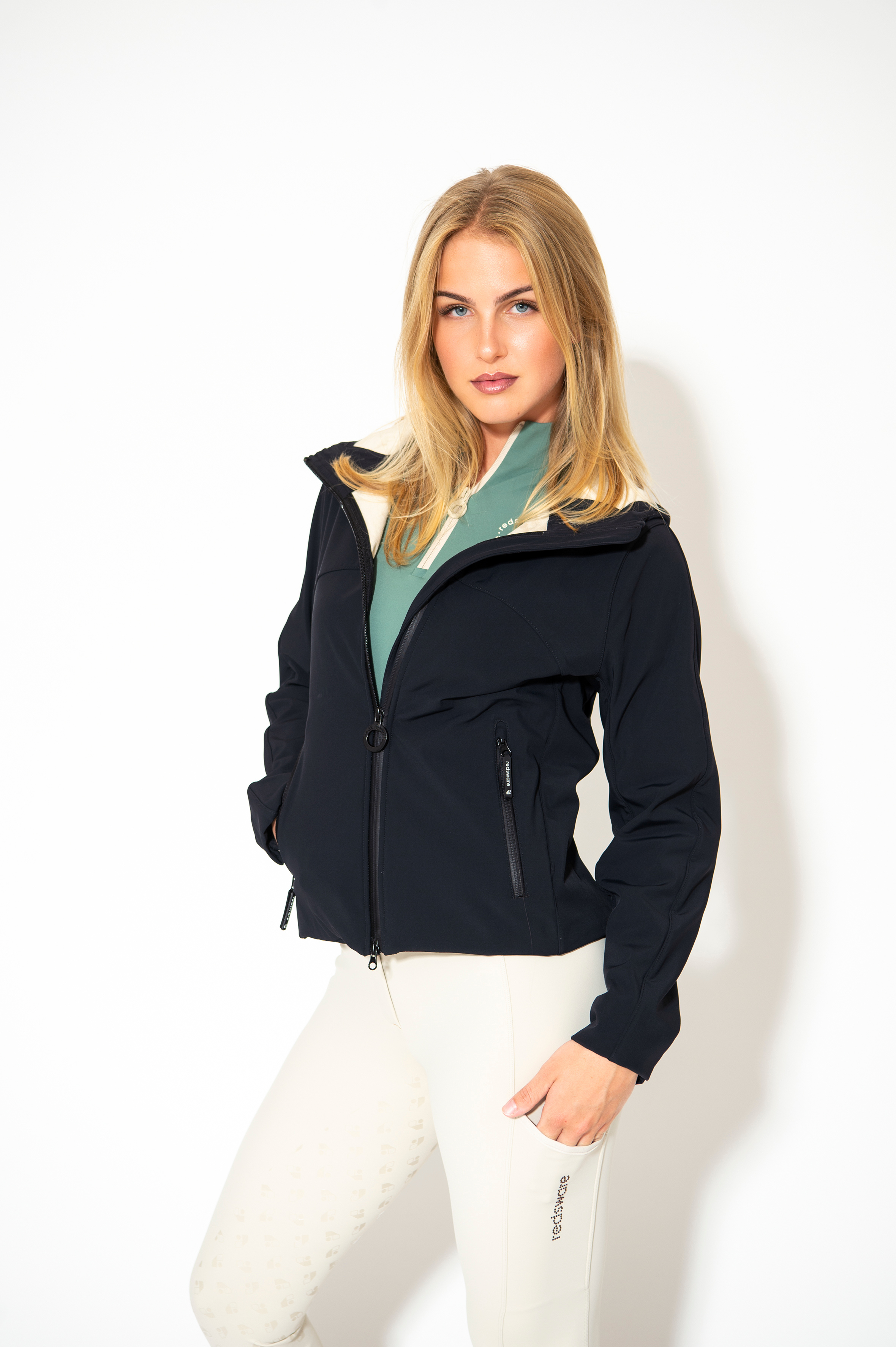 Fleur jacket – Black, studio photograph 1